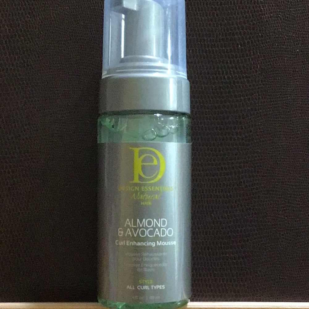 Design Essentials Almond & Avocado Curl Enhancing Mousse
